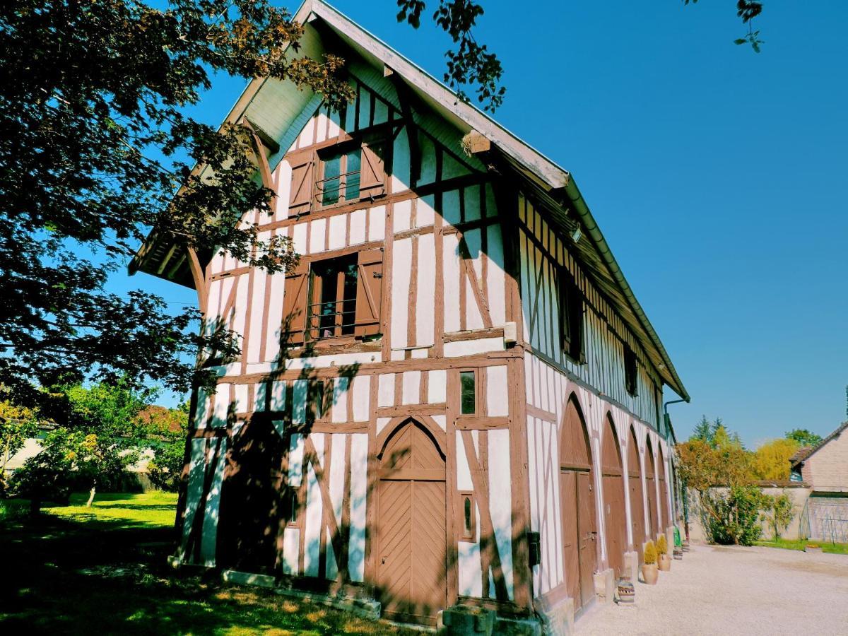 La Maison T&M Dosches Eksteriør bilde
